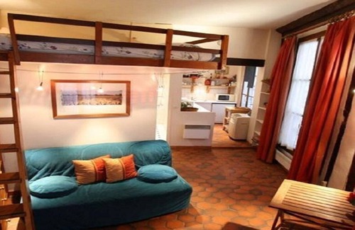 Sorbonne Apartment | NYU PARIS- LA NOTRE DAME/LATIIN QUARTIER