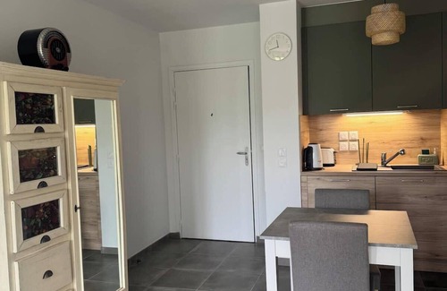 Aix-les-Bains Apartment | O'petit nid sauge T2 45m² place de parking