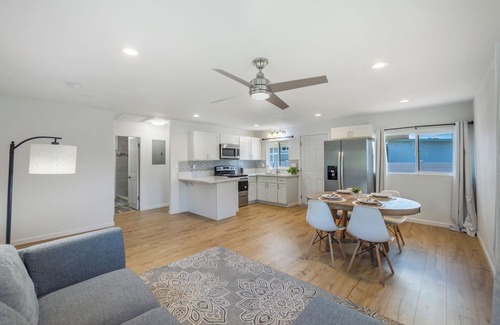 Wahiawa House | Oahu 2BR - AC, WiFi + Near North Shore, Surf&Hikes