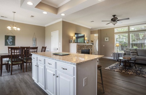 Long Beach House | Oak Gardens home with Stunning Gulf Views