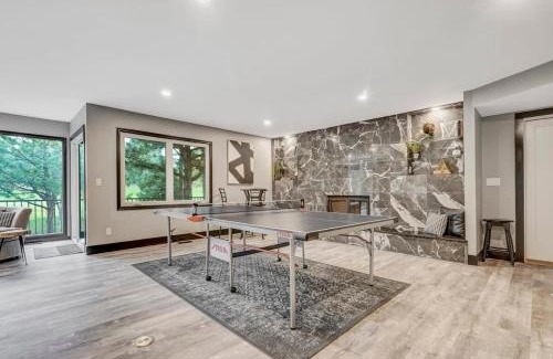 Woodmoor House | Oak Hills Clubhouse Ping-Pong BBQ & Fire Pit