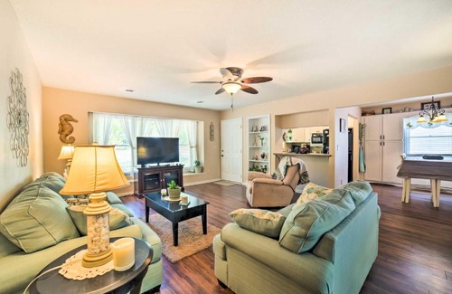 Tranquil Harbour House | Oak Island Home with Fenced Yard, Walk to Long Beach