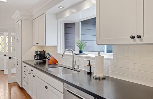 Carmel House | Oak Place Too: Beautiful Updated 4 bedroom 3 1/2 Bath in Carmel