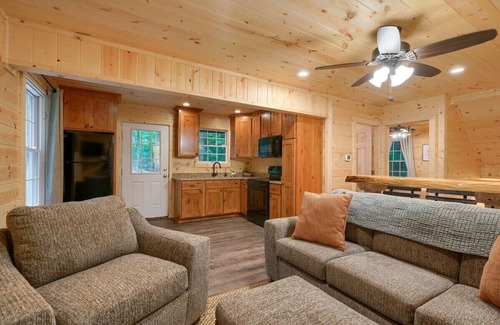 Rockbridge Cabin | Oak Ridge Preserve | Hocking Hills