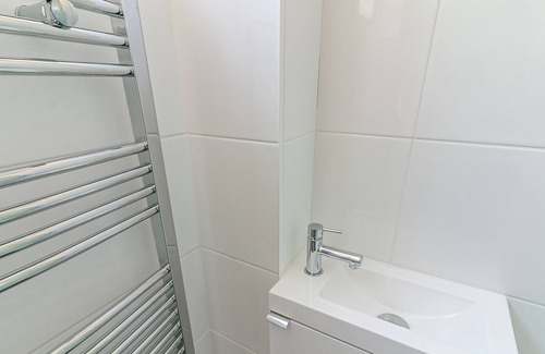 Stevenage House | Oak Room - Hillcrest Lodge