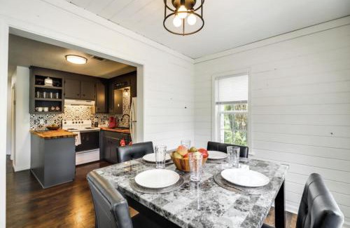 Mountain View House | Oak St