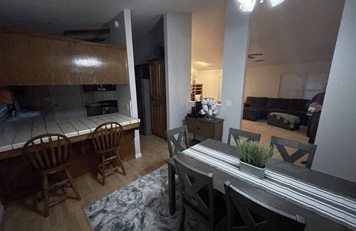 Visalia House | Oak West Home