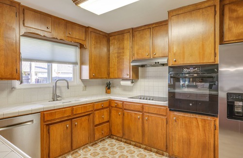 Oakdale House | Oakdale Retreat w/Grill Near Stanislaus River