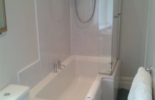 Marple Bed & Breakfast | Oakfield Lodge Guest House Stockport