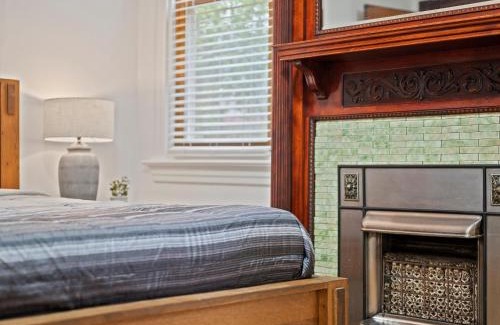 South Oakland House | Oakland, Pittsburgh !B Stylish and Quiet Private Bedroom with Shared Bathroom