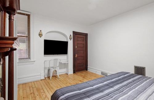 South Oakland House | Oakland, Pittsburgh !B Stylish and Quiet Private Bedroom with Shared Bathroom