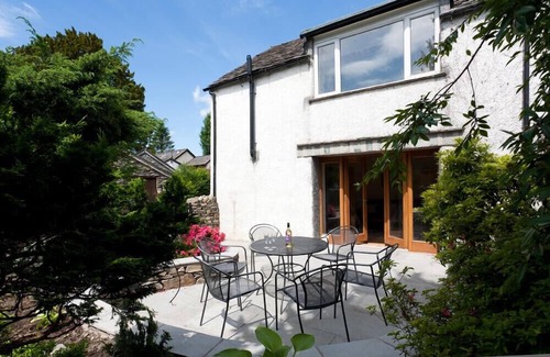 Ambleside Cottage | OAKLEA, with open fire in Ambleside