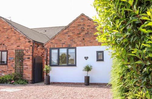 Four Crosses House | Oakleigh