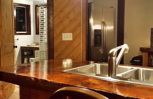 Talkeetna House | Oakley Inn, 3 bedroom 2 bath, sleeps 8