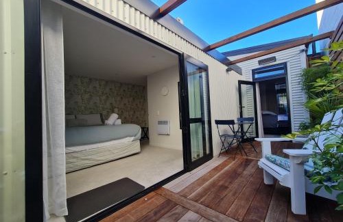 Nelson City Centre Villa | Oaktree House