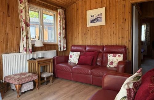 Combpyne House | Oakwood 1