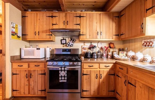 Big Bear Lake House | 🐻🐾Oakwoods Cabins + Hot Tub🍁