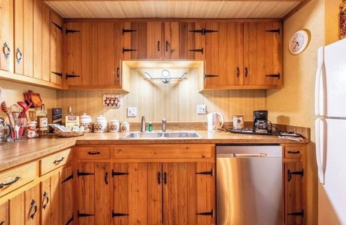 Big Bear Lake House | 🐻🐾Oakwoods Cabins + Hot Tub🍁