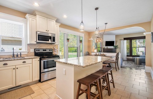 Miami Park House | OAR-Chard House | Family Retreat Near Lake Michigan with Fire Pit & Playset