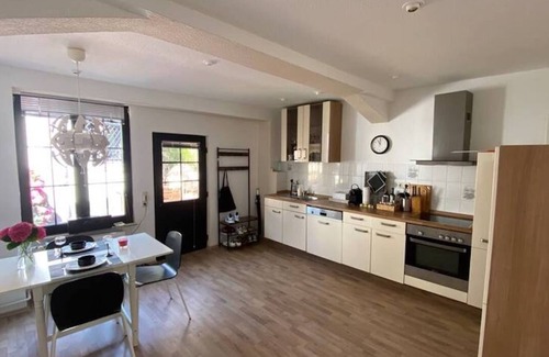 Laar House | Oase im Hof