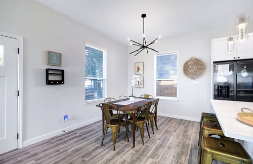 Eastside Promise Neighborhood House | Oasis - A Birdy Vacation Rental