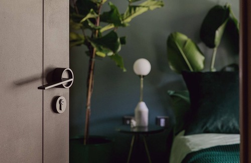Vauxhall House | 'OASIS' Apartment/Central London/Artist's Home