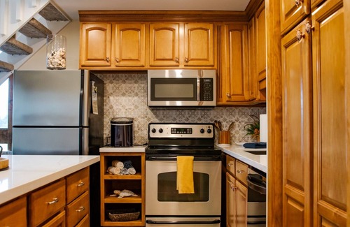 Kahuku Condo | Oasis at Turtle Bay Condo & Legendary North Shore - with Split AC -renovated