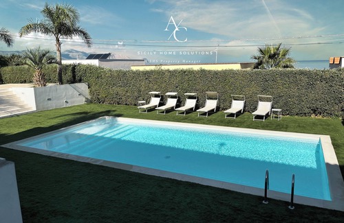 Alcamo Marina Apartment | Oasis Elegant Luxury Pool - Panoramic View! By Sicily Home Solutions