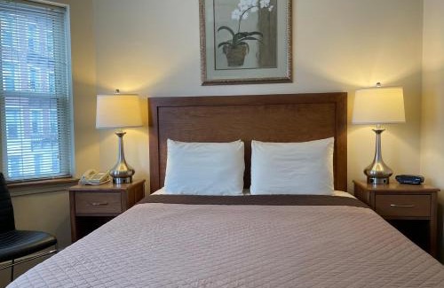 Fenway–Kenmore House | Oasis Guest House