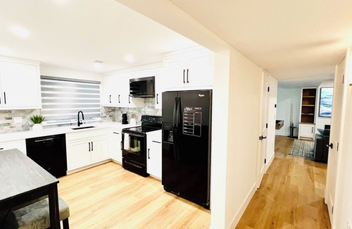 East Dennis House | Oasis in Dennis! Cozy Lower Level – Upon Request