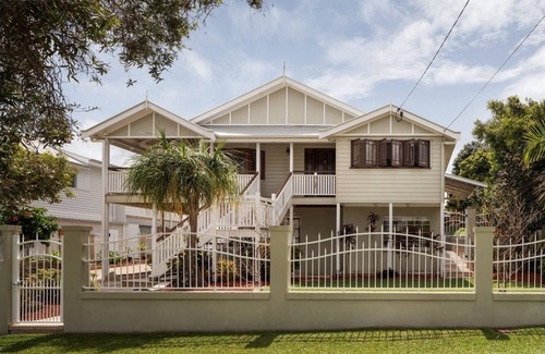 Teneriffe House | Oasis in Hawthorne!