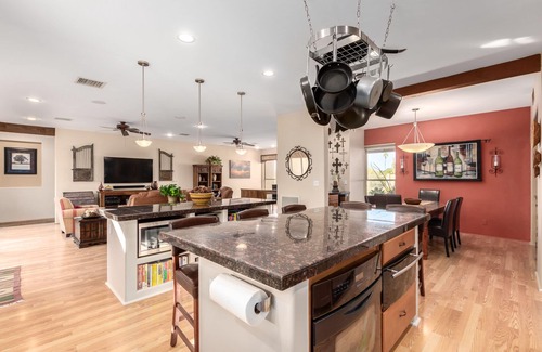 Pinnacle Peak House | Oasis in the desert