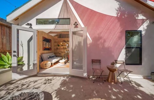Highland Park Apartment | Oasis in the Los Angeles Hills - Highland Park