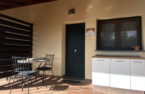 Follonica Apartment | Oasis La Rosa in the Countryside