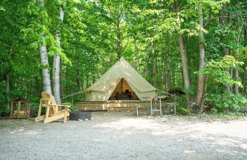 Miller Lake House | “Oasis” Luxury Glamping Bell Tent | Tobermory