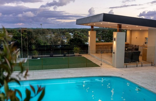 Ocean Grove House | OASIS ON SUNSET - tranquility close to the ocean