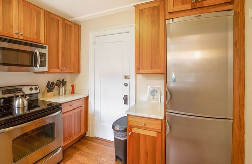 Historic Downtown Savannah Apartment | Oasis Overlooking Forsyth Park w/Private Balcony & Parking by Lucky Savannah