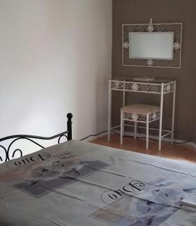 Ferrandiere - Maisons Neuves Apartment | Oasis T3 centre ville jardin privé