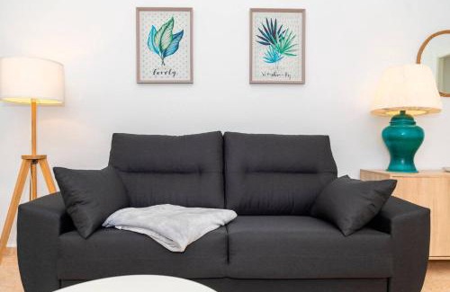 Urbanizacion Puerto de Estepona Apartment | Oasis verde junto al mar en Estepona