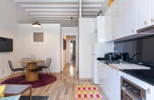 la Vila de Gracia Apartment | Oasis with a sunny terrace in the heart of Gracia