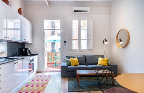 la Vila de Gracia Apartment | Oasis with a sunny terrace in the heart of Gracia