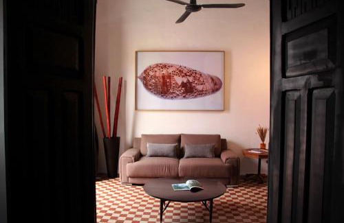 Barrio de Santiago Villa | Oasis with natural pool in the heart of Mérida