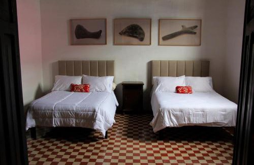 Barrio de Santiago Villa | Oasis with natural pool in the heart of Mérida
