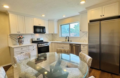 George Bush Park/Eldridge House | Oasis with Pool and Jacuzzi