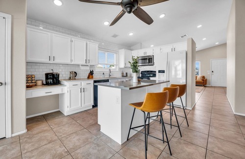 Deer Valley House | Oasis With Private Pool And King Size Bed!