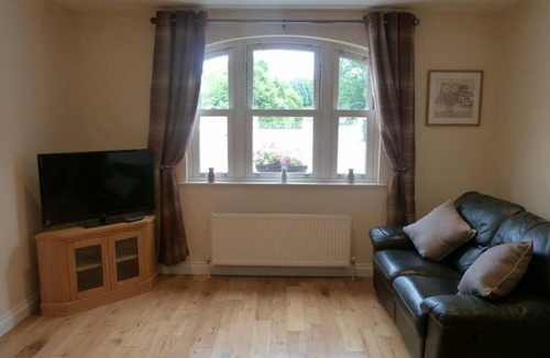 Hillsborough Cottage | Oatalnds Self Catering Let 'The Farrow'
