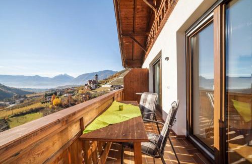 Rifiano Apartment | Oberegghof Ferienwohnung Hirzer