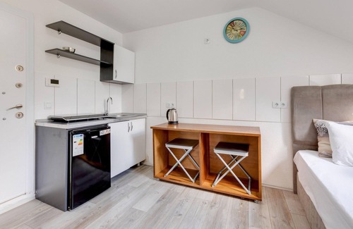 Oberhausen Apartment | Oberhausen Urban Retreat