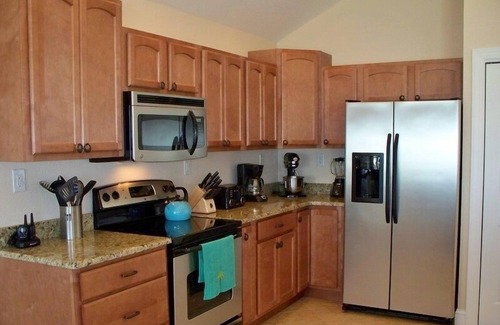 Rodanthe House | OBX Beach House + Bikes-Paddle Boards-Kayaks-Beach Chairs-AC-Free WiFi