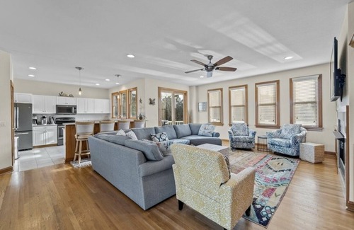 Buck Island House | OBX Corolla- Private Gated Community, Hot Tub, Man Cave, Turtle Pond, Beach